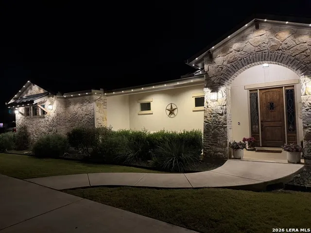 555 Curvatura New Braunfels, TX 78132