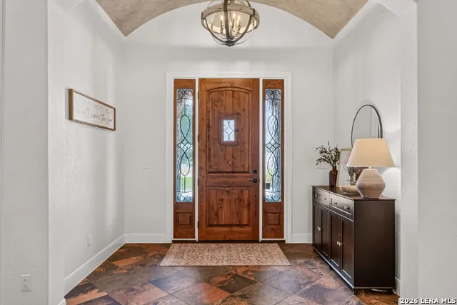555 Curvatura New Braunfels, TX 78132