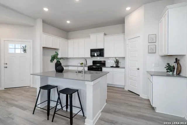 2941 LECLERC RD Converse, TX 78109