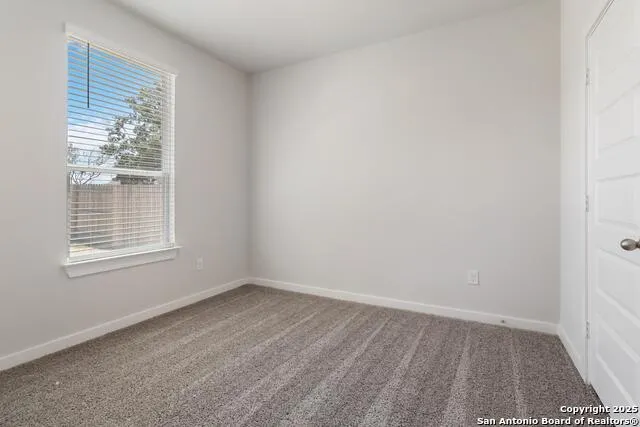 5811 CARRIER RDG San Antonio, TX 78253
