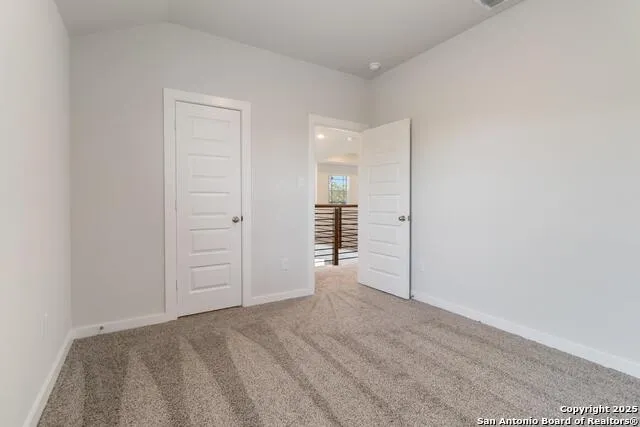 5811 CARRIER RDG San Antonio, TX 78253