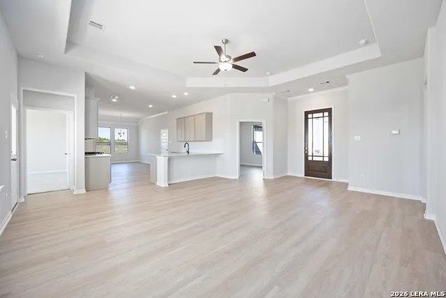 501 SCENIC DR Pleasanton, TX 78064