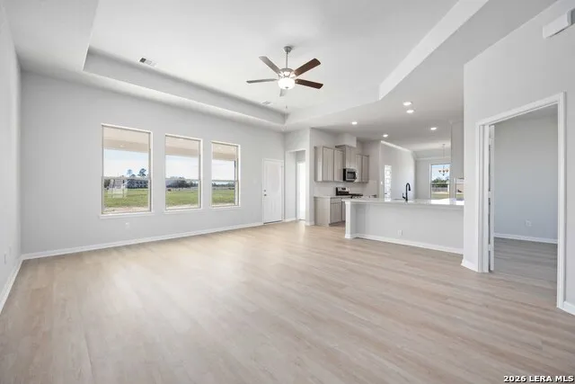 501 SCENIC DR Pleasanton, TX 78064