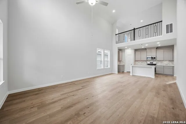 2945 LECLERC RD Converse, TX 78109