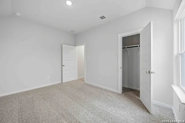 2945 LECLERC RD Converse, TX 78109