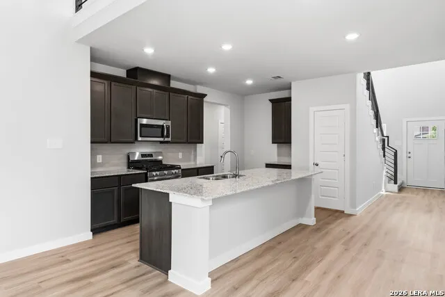 16506 Sweet Cicely Elmendorf, TX 78112