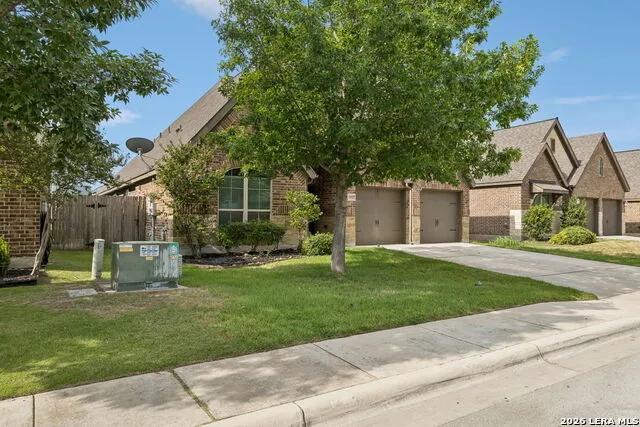 1937 FIELD BRK Seguin, TX 78155