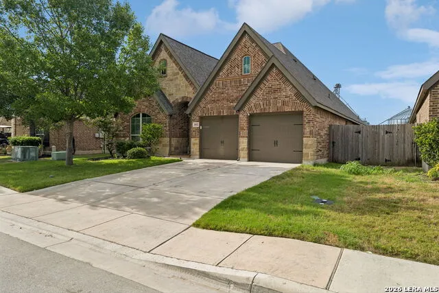 1937 FIELD BRK Seguin, TX 78155