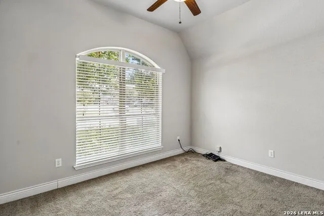 1937 FIELD BRK Seguin, TX 78155