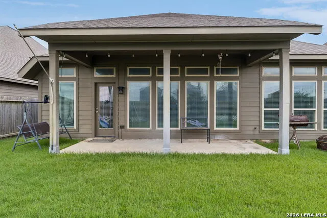1937 FIELD BRK Seguin, TX 78155