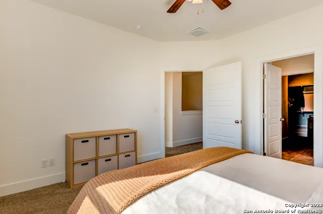 240 SAPPHIRE #402 New Braunfels, TX 78130