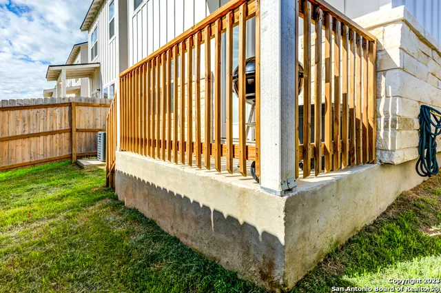 240 SAPPHIRE #402 New Braunfels, TX 78130
