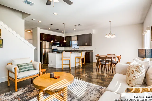 240 SAPPHIRE #402 New Braunfels, TX 78130