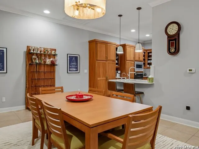 230 Dwyer Avenue #904 San Antonio, TX 78204