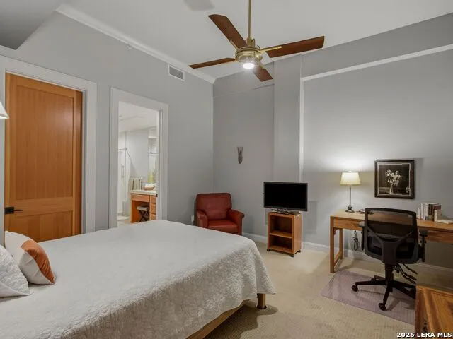 230 Dwyer Avenue #904 San Antonio, TX 78204