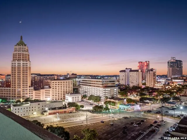230 Dwyer Avenue #904 San Antonio, TX 78204