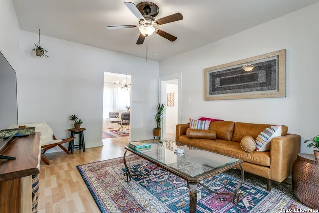 277 Post Ave San Antonio, TX 78215