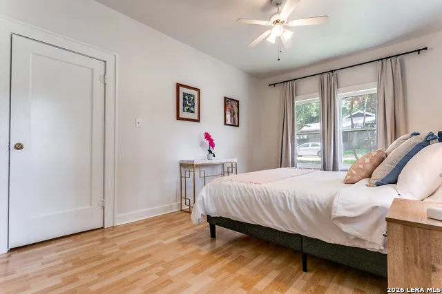 277 Post Ave San Antonio, TX 78215