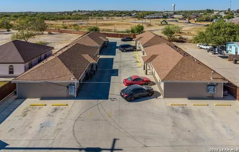 639 Las Brisas Drive