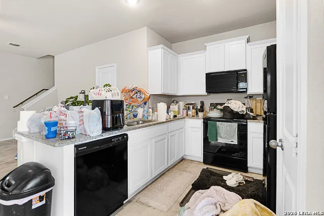 8639 KEY WINDY WAY Converse, TX 78109