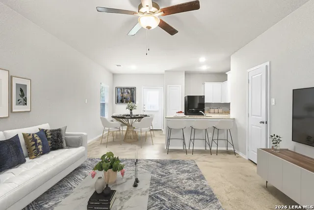 8639 KEY WINDY WAY Converse, TX 78109