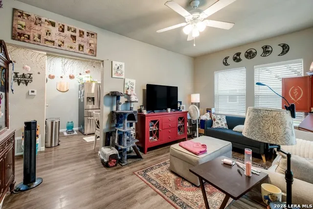 10436 MOUNTAIN VIEW DR San Antonio, TX 78251