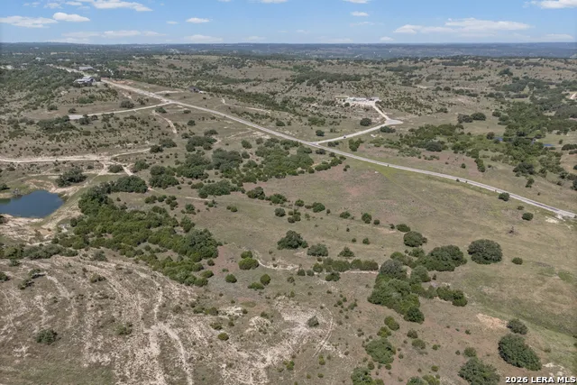 1495 Majestic Hills Dr Blanco, TX 78606