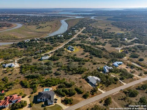2136 Senora Ridge