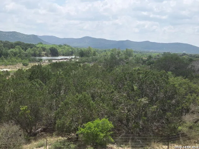 33360 S Hwy 55 Uvalde, TX 78801