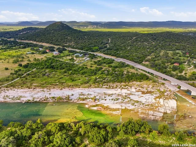 33360 S Hwy 55 Uvalde, TX 78801