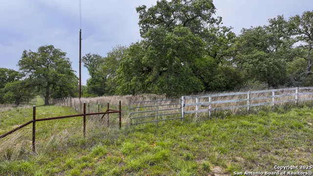 12504 Fm 1117 Seguin, TX 78155