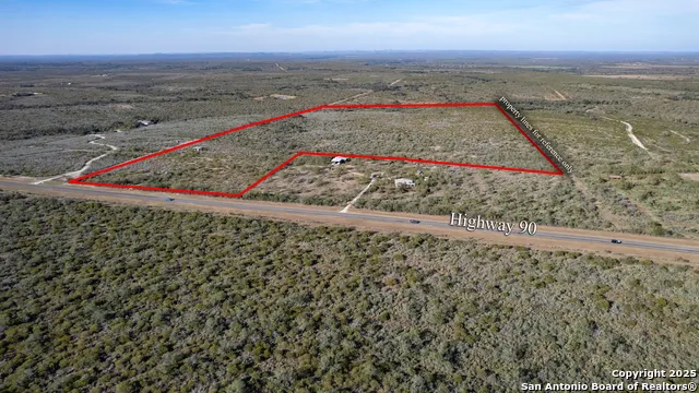 8686 us highway 90 Uvalde, TX 78801