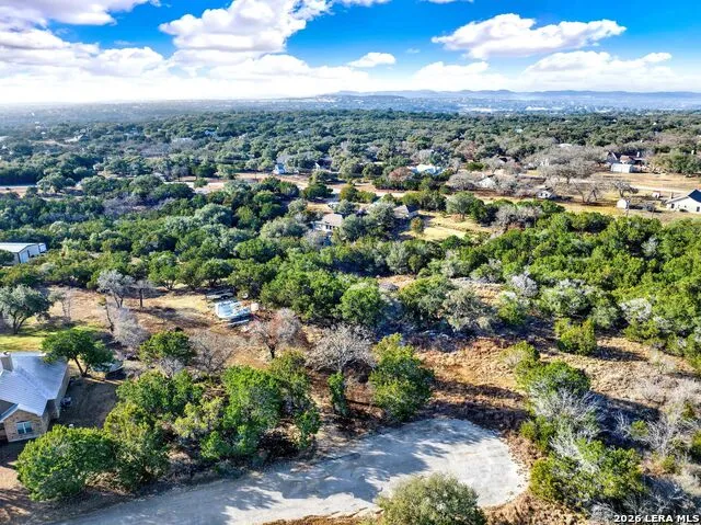 145 Elm DR Bandera, TX 78003