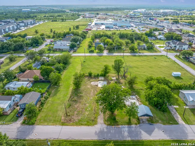 703 N Caldwell Manor, TX 78653