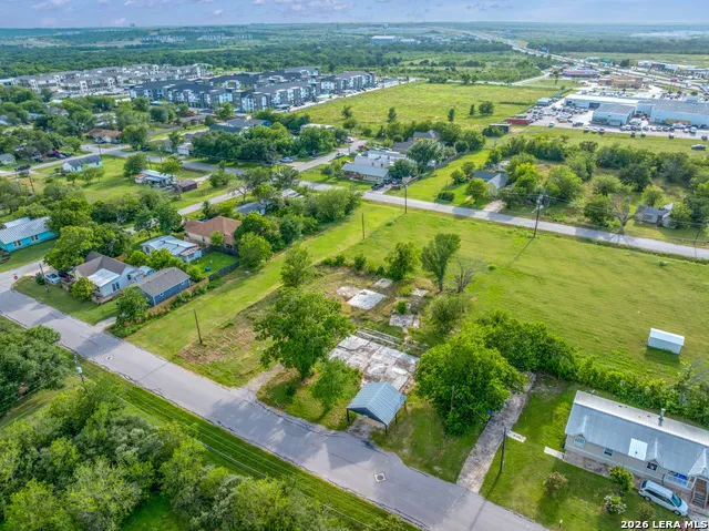 703 N Caldwell Manor, TX 78653
