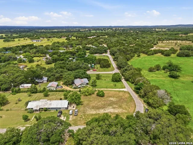 1429 GREENLAWN PKWY Blanco, TX 78606