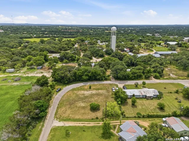 1429 GREENLAWN PKWY Blanco, TX 78606