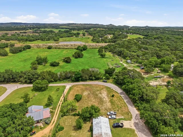 1429 GREENLAWN PKWY Blanco, TX 78606