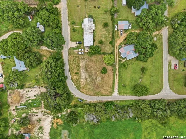 1429 GREENLAWN PKWY Blanco, TX 78606