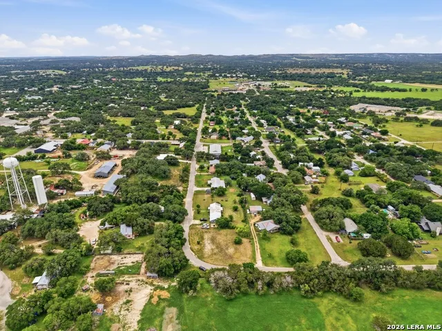 1429 GREENLAWN PKWY Blanco, TX 78606