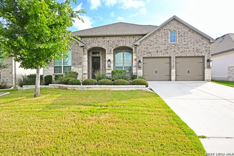 1438 OAKLAWN DR