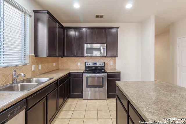 3746 LAZY DIAMOND Schertz, TX 78154