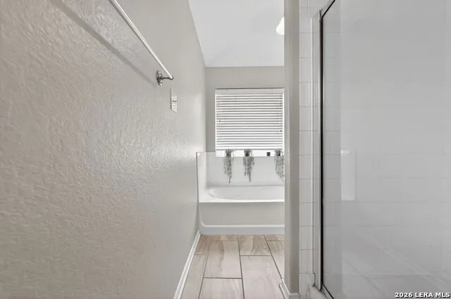 3440 WHISPER BLF Schertz, TX 78108
