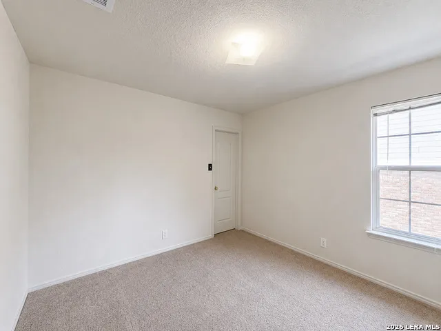 13358 Tusayan Universal City, TX 78148