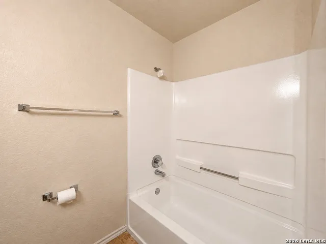 13358 Tusayan Universal City, TX 78148
