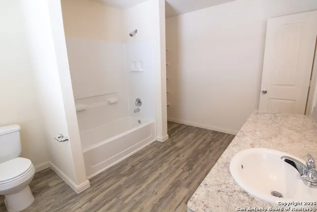 8210 Tesoro Hills San Antonio, TX 78242