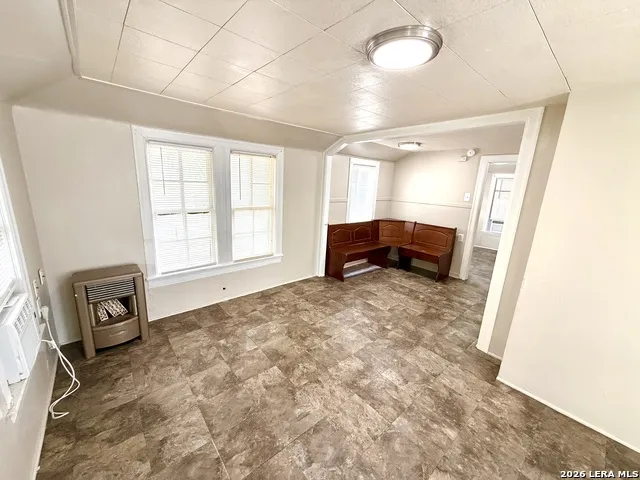 810 W Magnolia Unit 3 San Antonio, TX 78212
