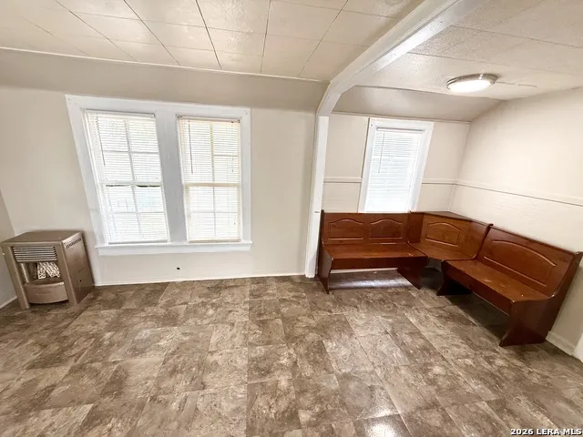 810 W Magnolia Unit 3 San Antonio, TX 78212