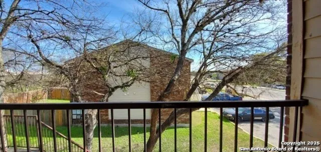 538 DUKEWAY DR Unit C Universal City, TX 78148