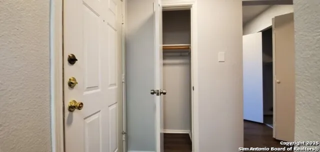538 DUKEWAY DR Unit C Universal City, TX 78148